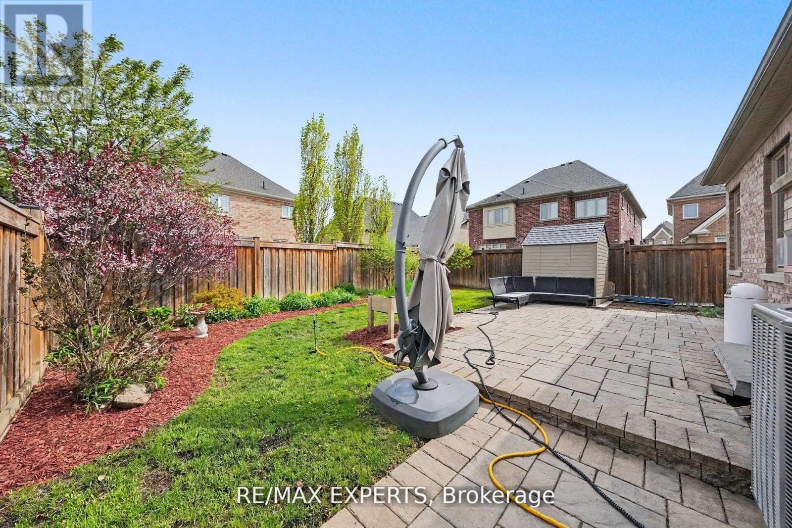 4 SIM HILL CRESCENT - 46