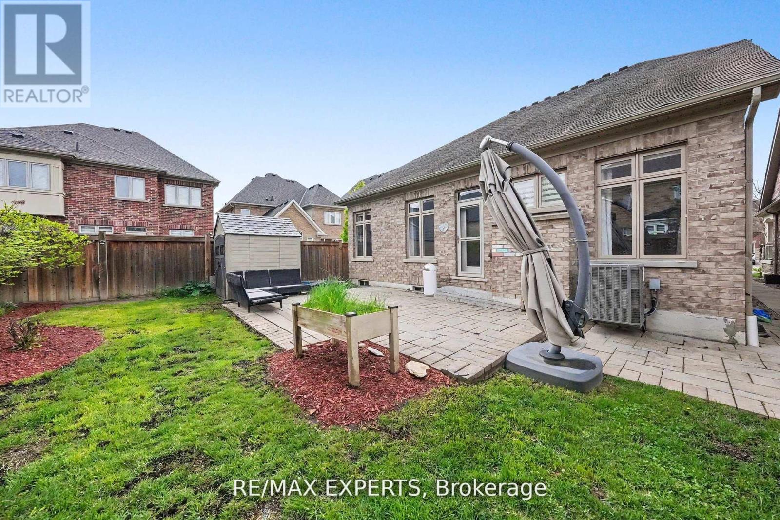 4 SIM HILL CRESCENT - 47