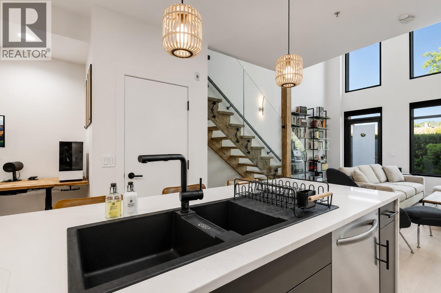 #124 1495 Graham Street - 14