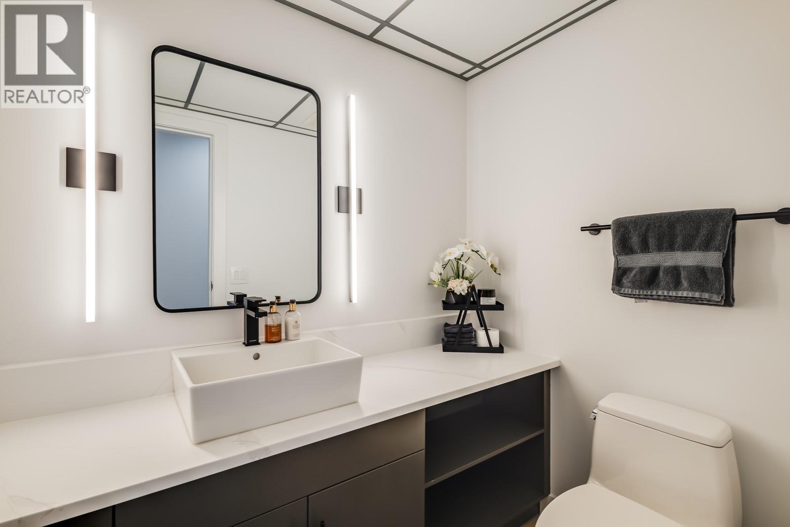 #124 1495 Graham Street - 17