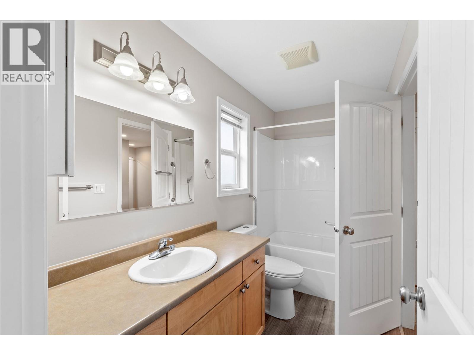 #8 3150 WESTSYDE Road - 11