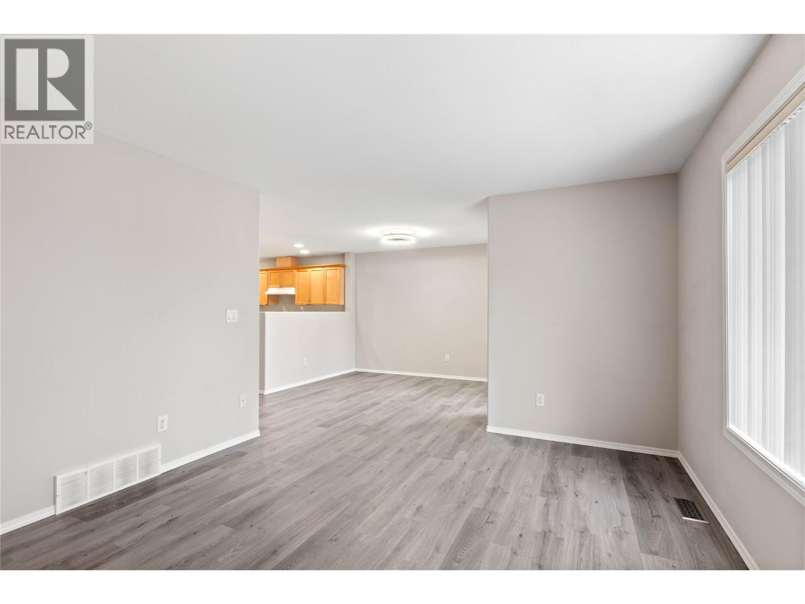 #8 3150 WESTSYDE Road - 6