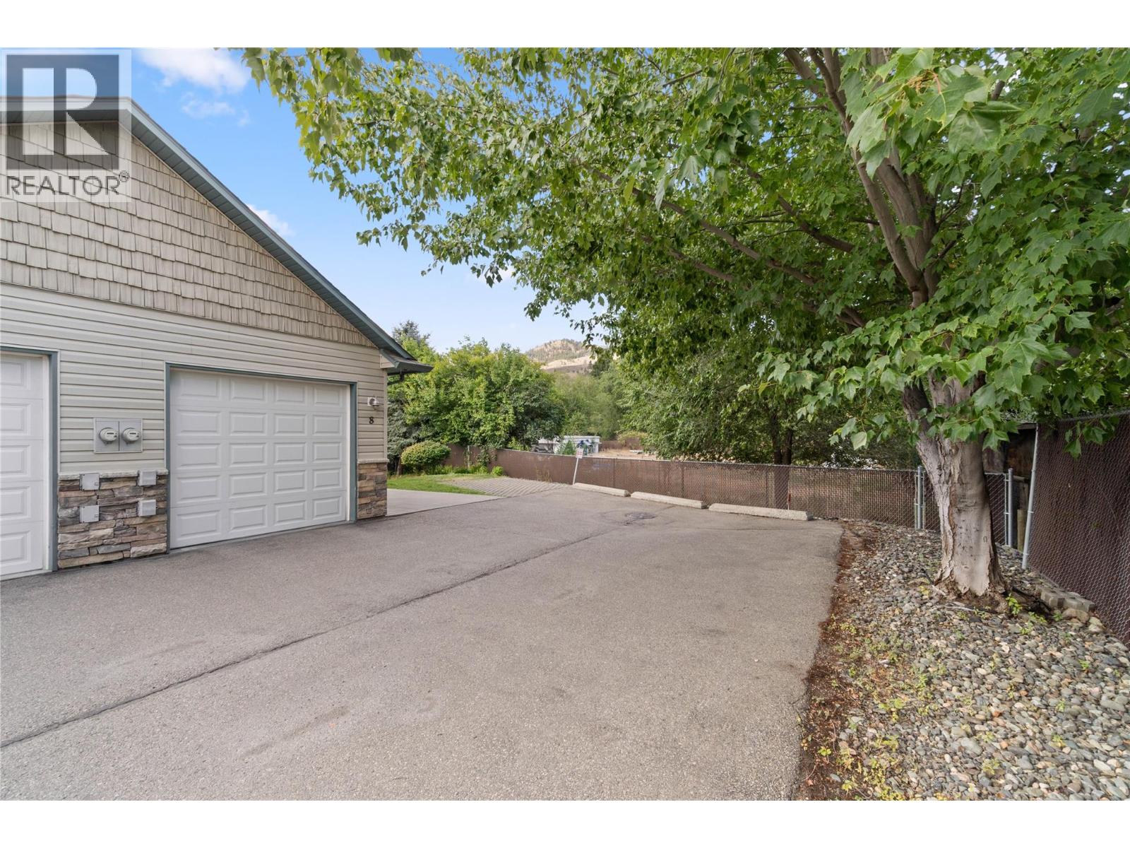#8 3150 WESTSYDE Road - 20