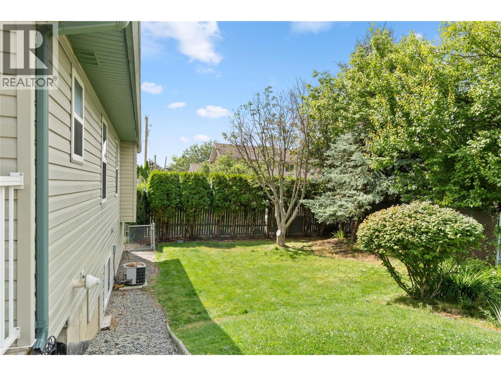 #8 3150 WESTSYDE Road - 23