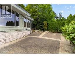 4916 Lochside Dr, Saanich, BC V8Y2E4 Photo 48