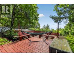 4916 Lochside Dr, Saanich, BC V8Y2E4 Photo 64