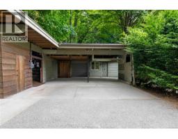 4916 Lochside Dr, Saanich, BC V8Y2E4 Photo 67