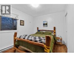 4916 Lochside Dr, Saanich, BC V8Y2E4 Photo 62