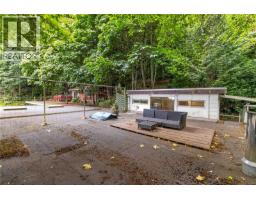 4916 Lochside Dr, Saanich, BC V8Y2E4 Photo 70