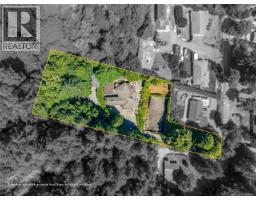 4916 Lochside Dr, Saanich, BC V8Y2E4 Photo 71
