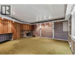 4916 Lochside Dr, Saanich, BC V8Y2E4 Photo 34