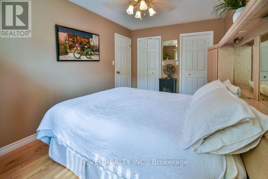 154 BLAHEY COURT - 21