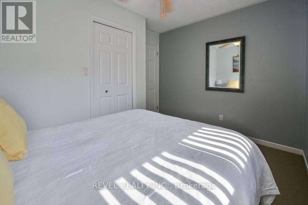 154 BLAHEY COURT - 23