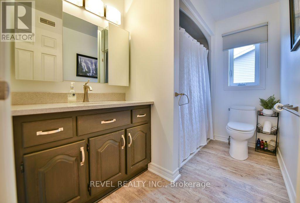 154 BLAHEY COURT - 26