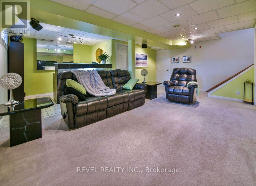 154 BLAHEY COURT - 30