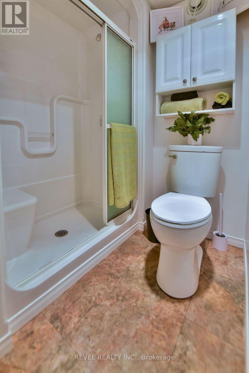 154 BLAHEY COURT - 40