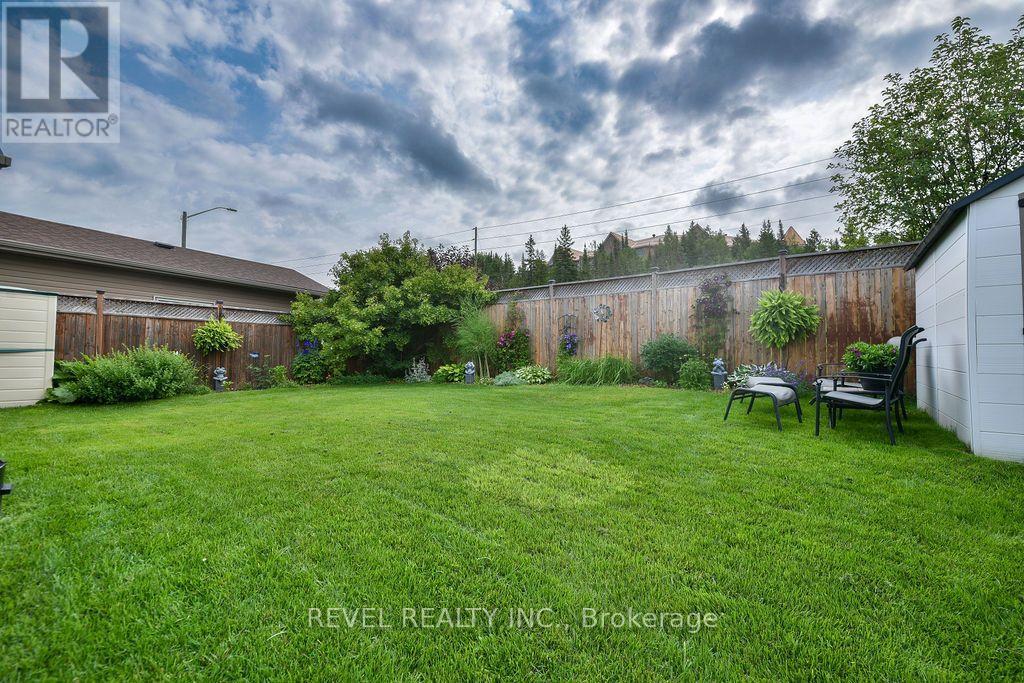 154 BLAHEY COURT - 45