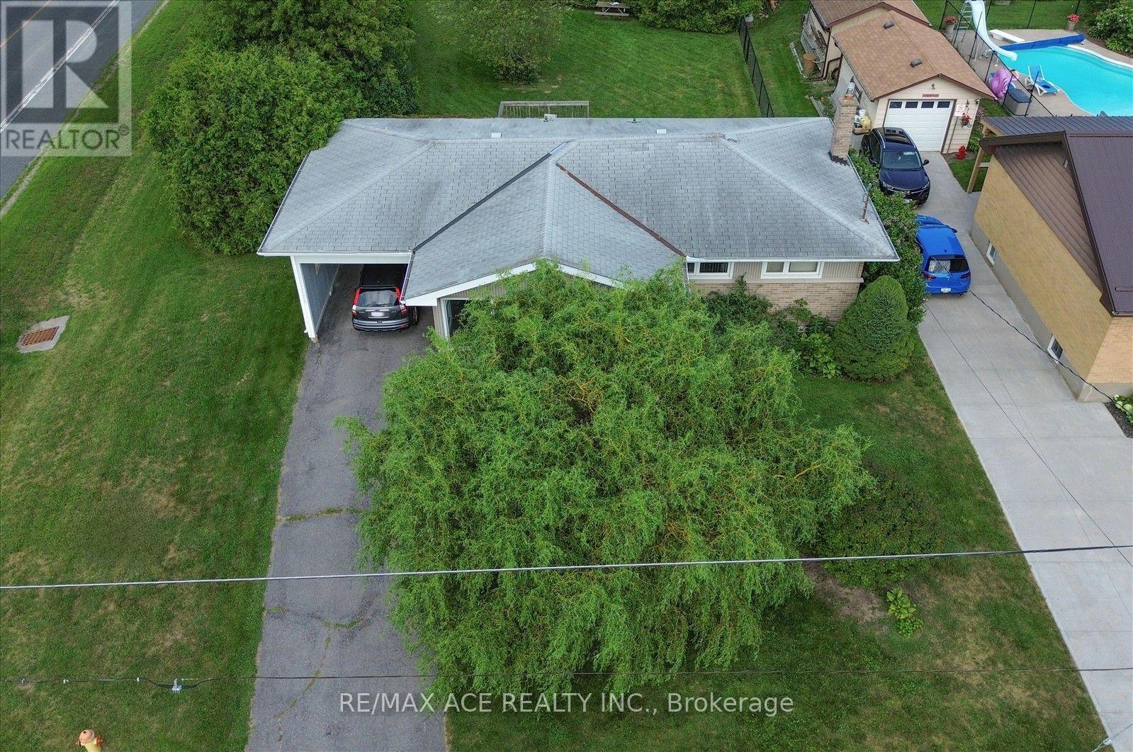 18 HENEAGE STREET - 3