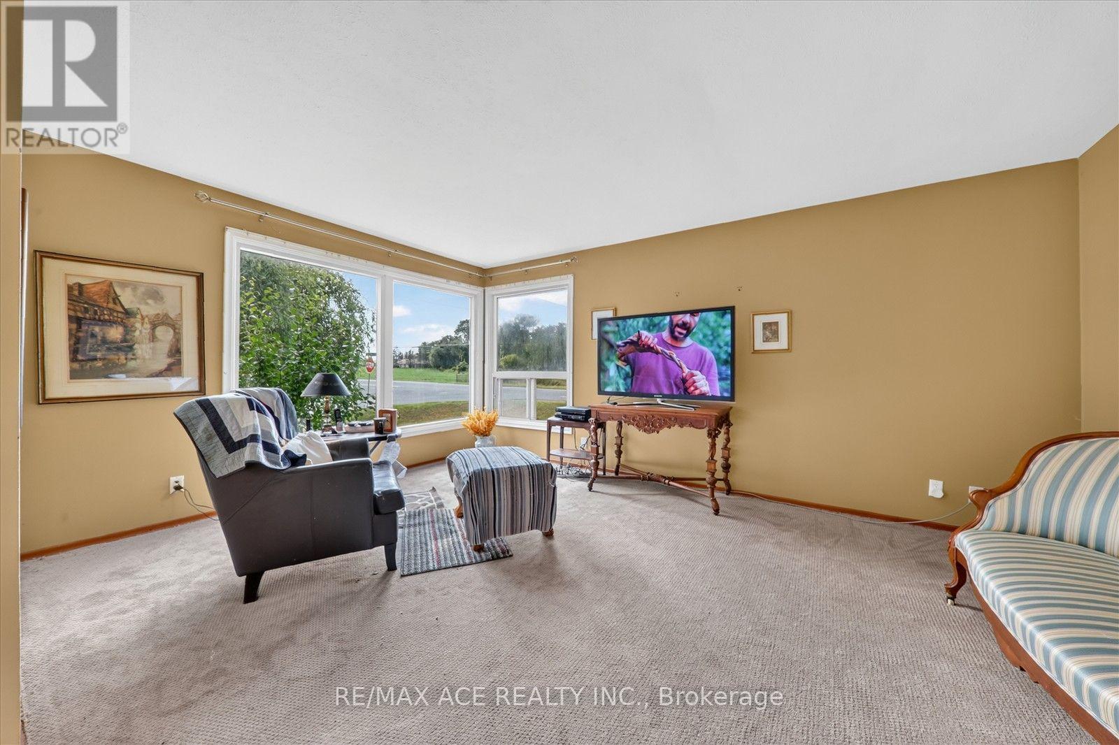 18 HENEAGE STREET - 9