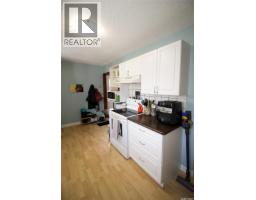 644 1st Street W, Shaunavon, SK S0N2M0 Photo 15