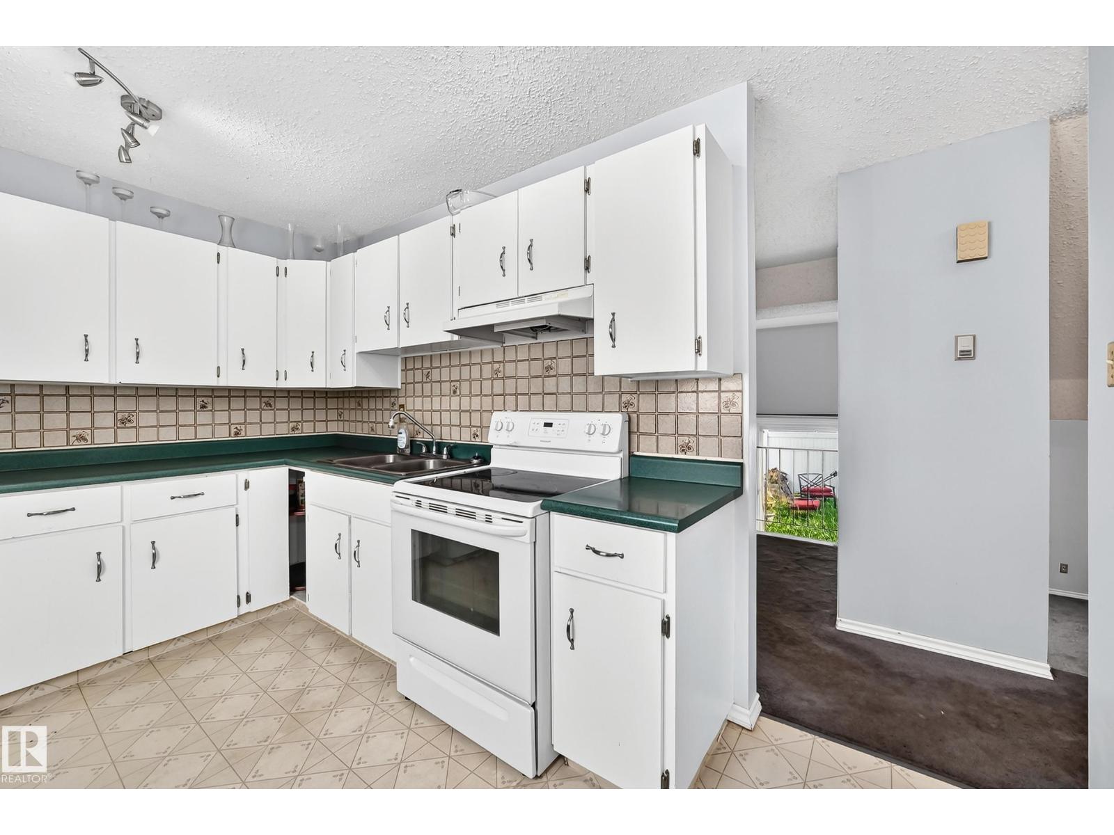 14630 52 ST NW - 10