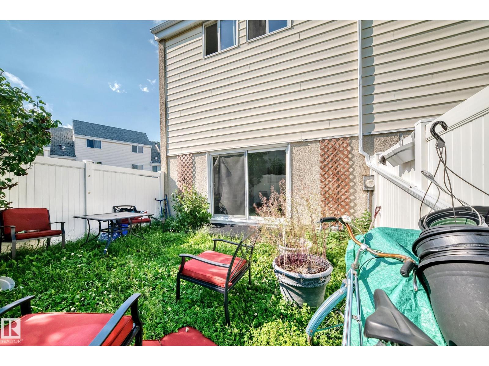 14630 52 ST NW - 33