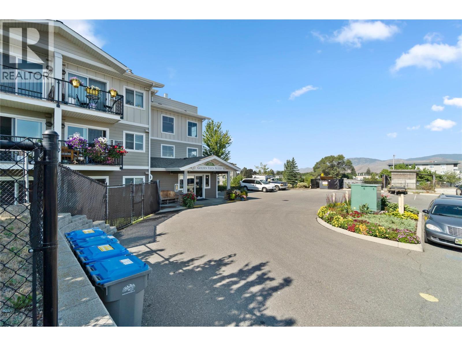 #409 375 Cherry Avenue - Image 20