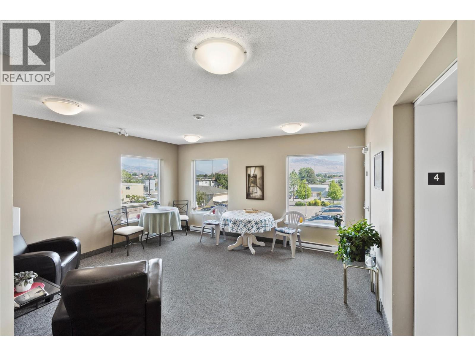 #409 375 Cherry Avenue - Image 25