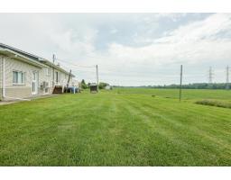 708 Ch. Pierre-laporte, L Ange Gardien, QC J8L0P4 Photo 33