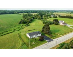 708 Ch. Pierre-laporte, L Ange Gardien, QC J8L0P4 Photo 36