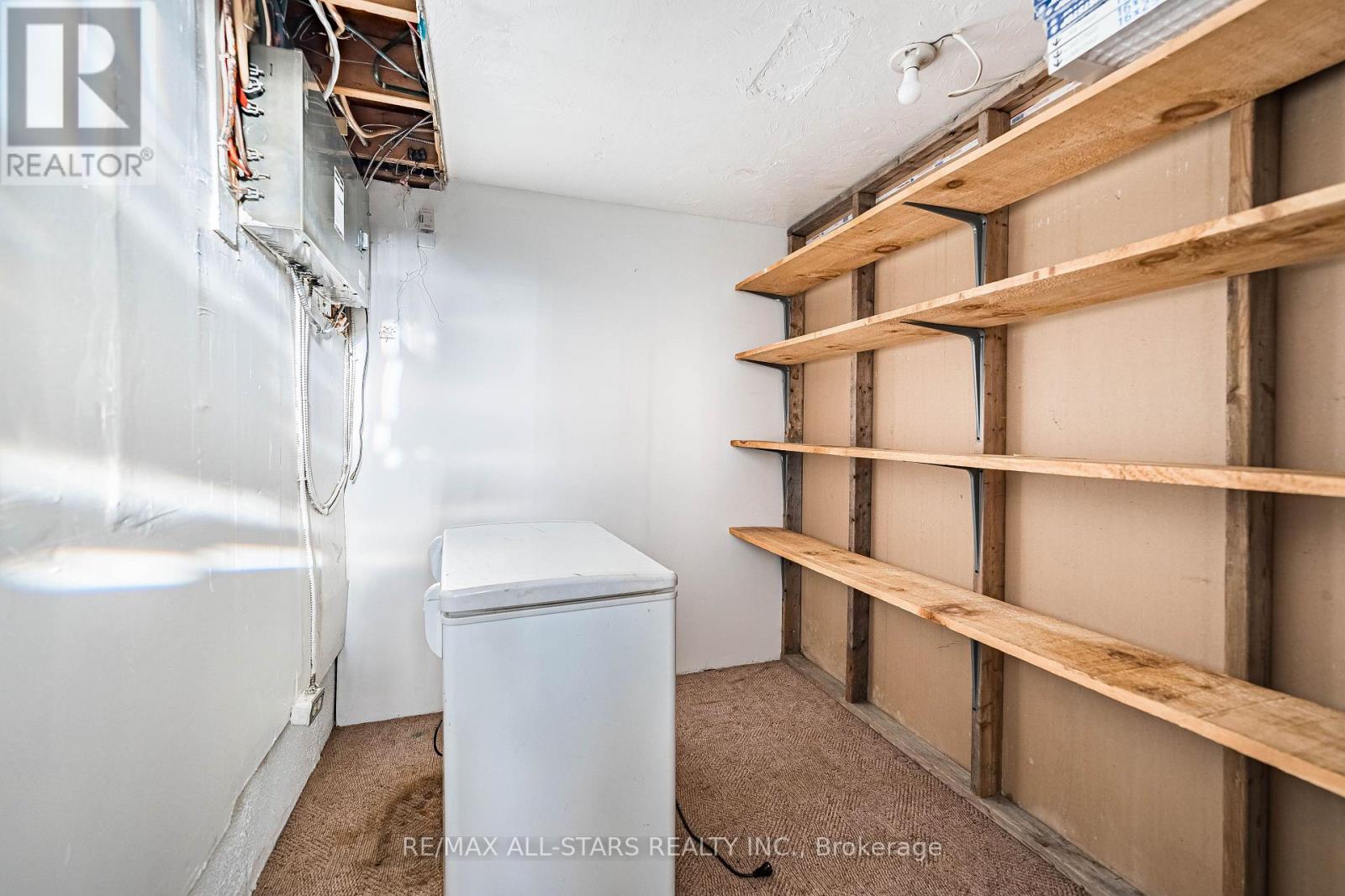 209 APACHE TRAIL - 45