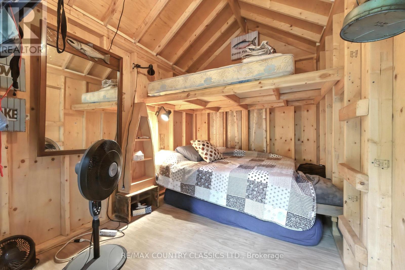 1258 KAMANISKEG LAKE ROAD - 28