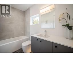 1764 Pinewood Drive, Pemberton, BC V0N2L3 Photo 24