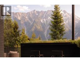 1764 Pinewood Drive, Pemberton, BC V0N2L3 Photo 13