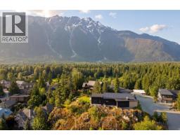 1764 Pinewood Drive, Pemberton, BC V0N2L3 Photo 37