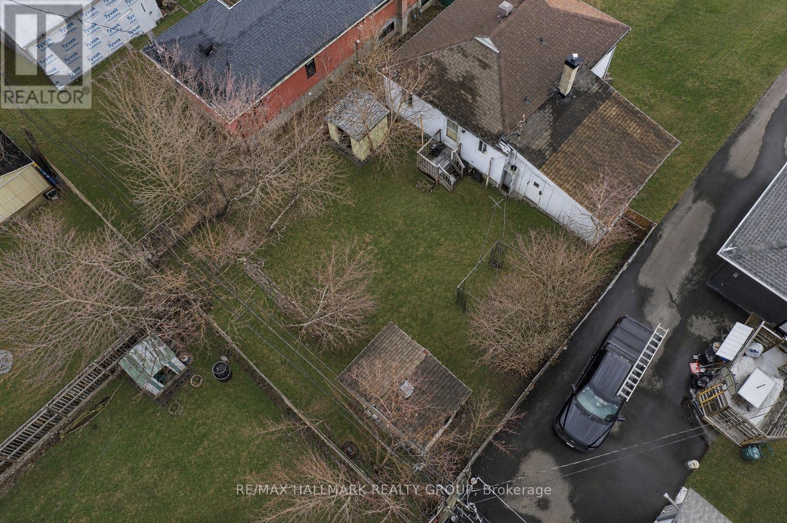 479 NEWMAN AVENUE - 11