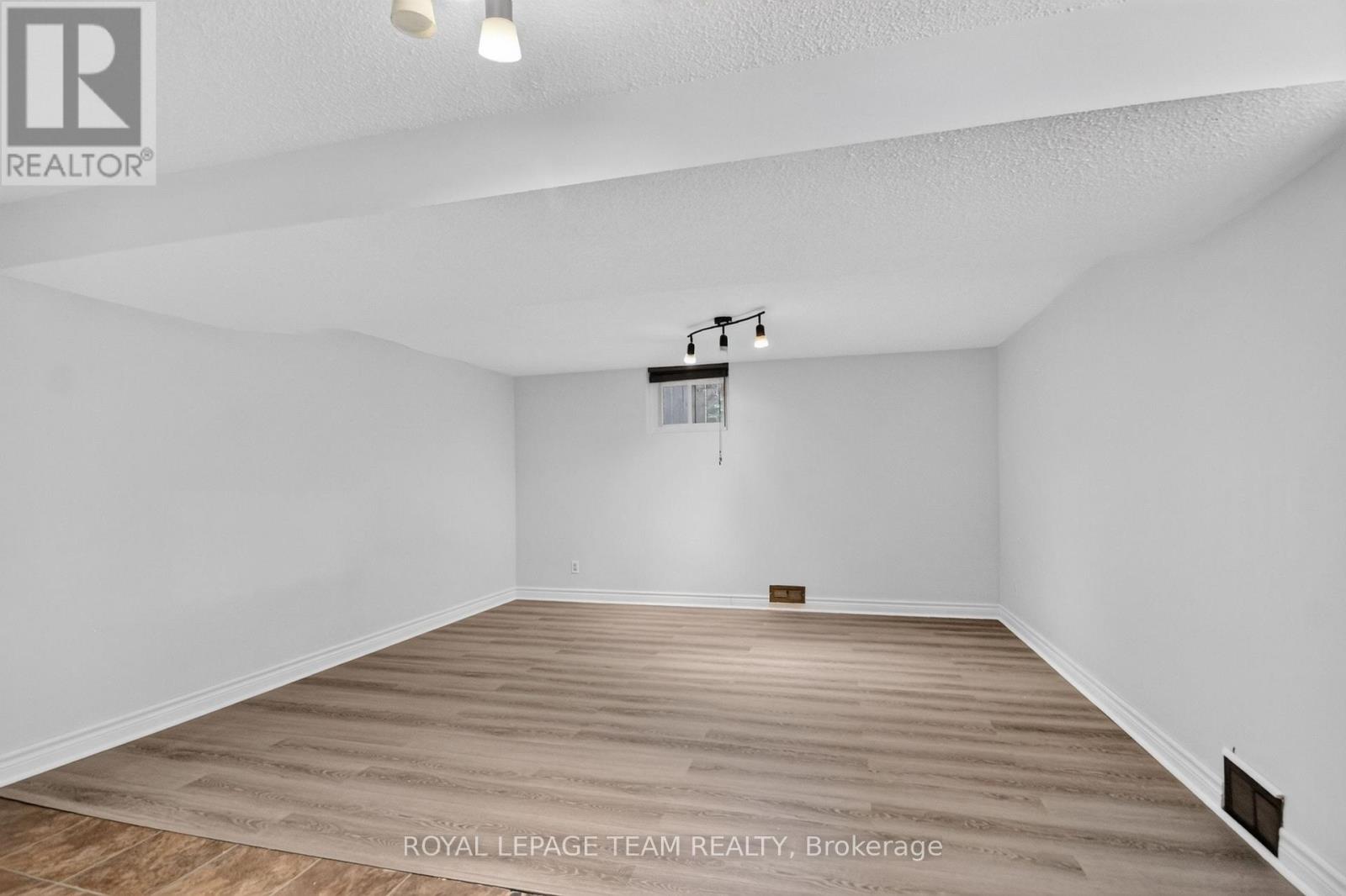 157 MULVIHILL AVENUE - 28