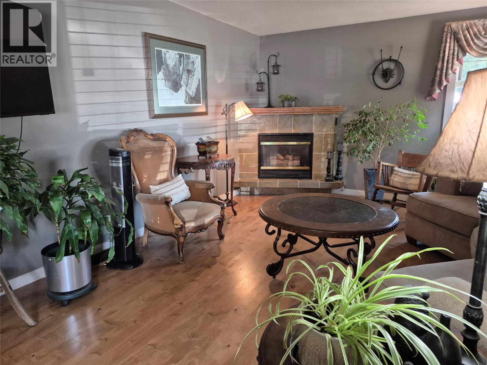 2885 Phillips Street - 2