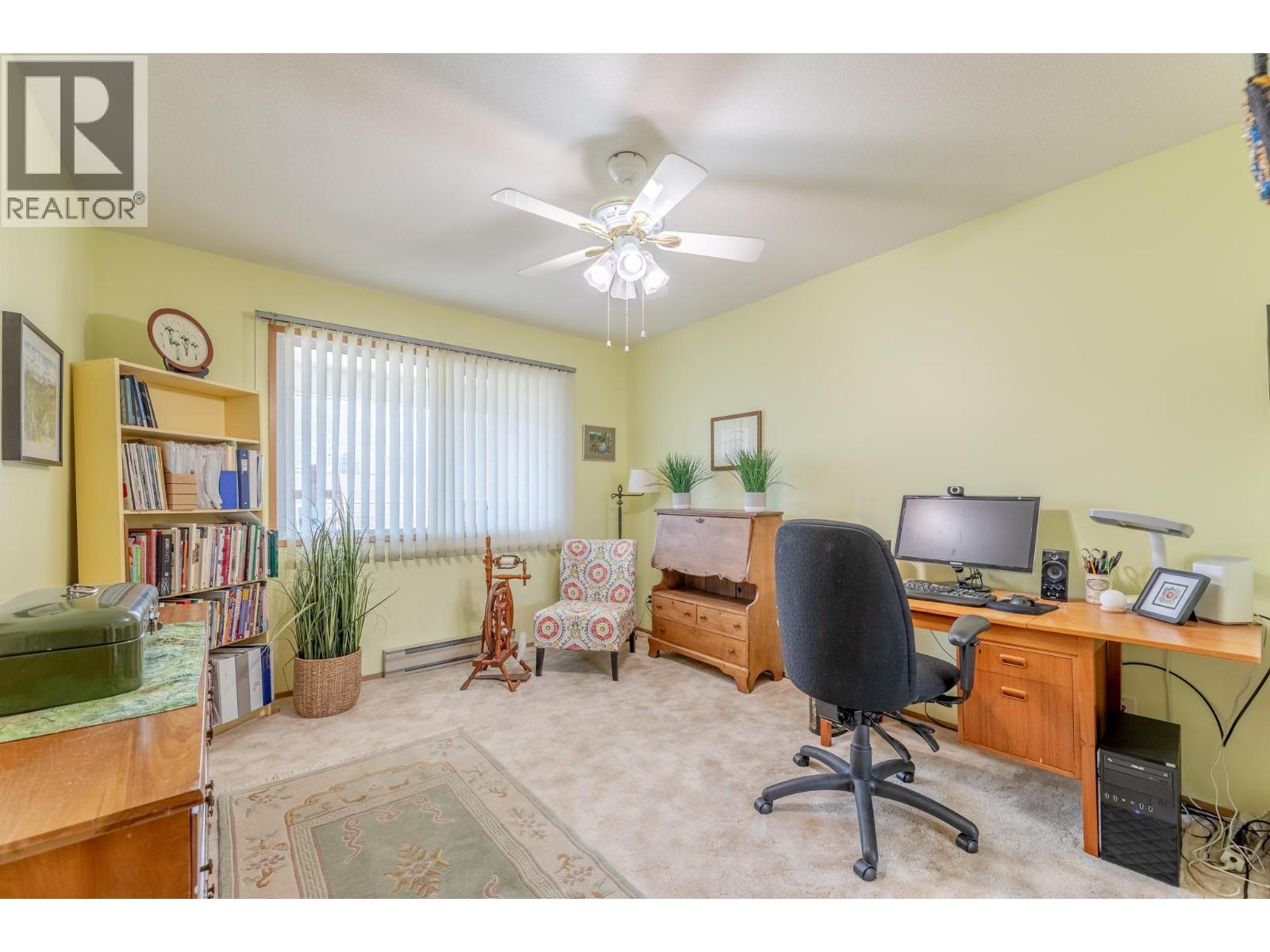 #210 272 GREEN Avenue W - 9