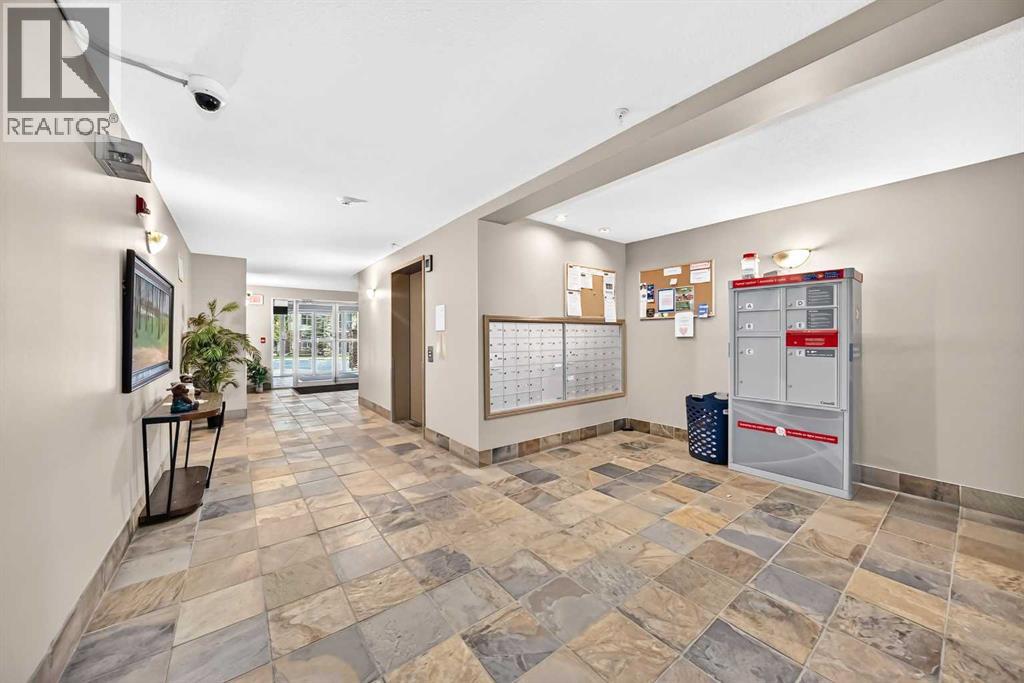 #3102 92 Crystal Shores Road - 26