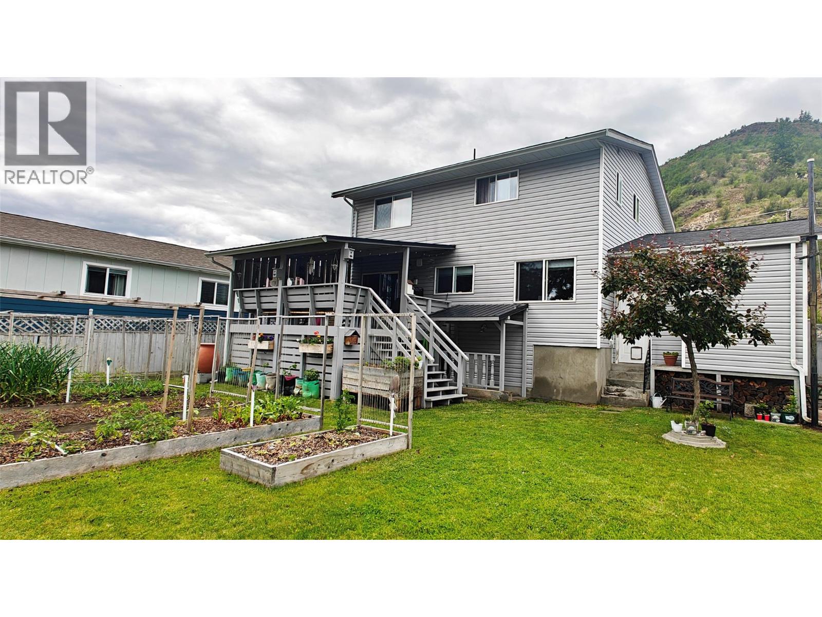 275 10th Avenue - 45