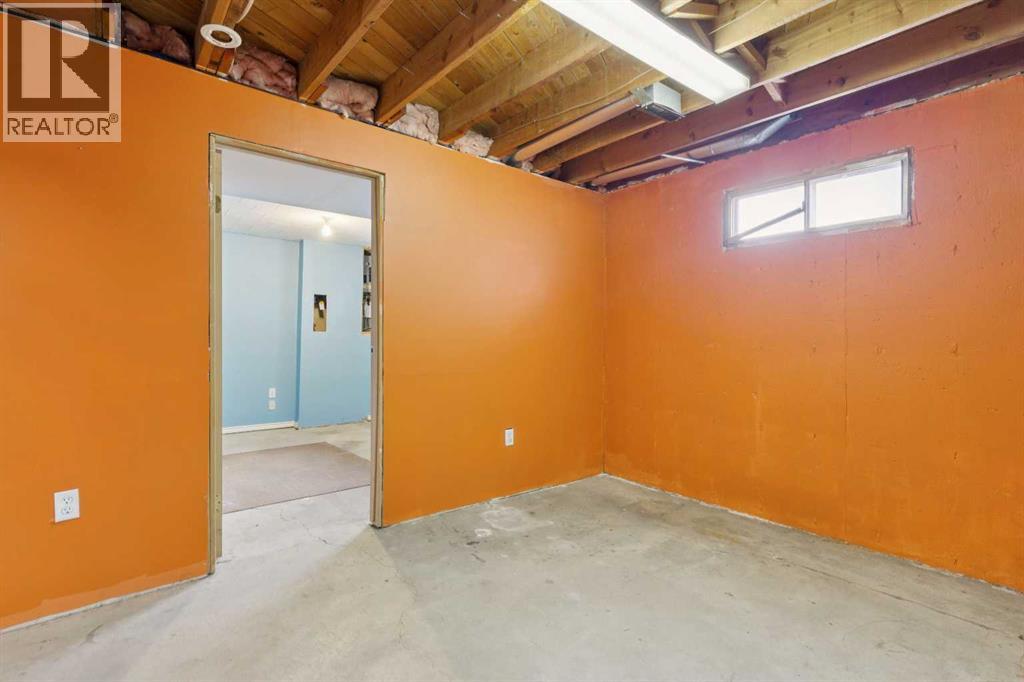 6215 Rundlehorn Drive NE - 14