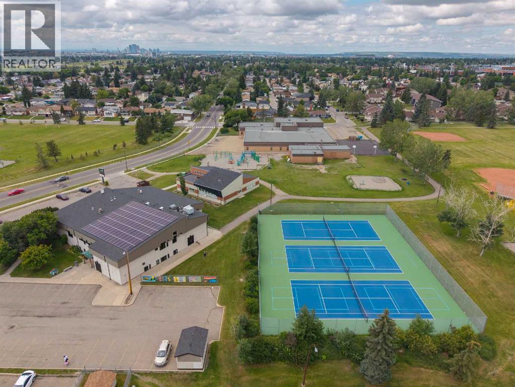 6215 Rundlehorn Drive NE - 25