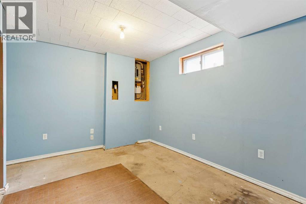 6215 Rundlehorn Drive NE - 15
