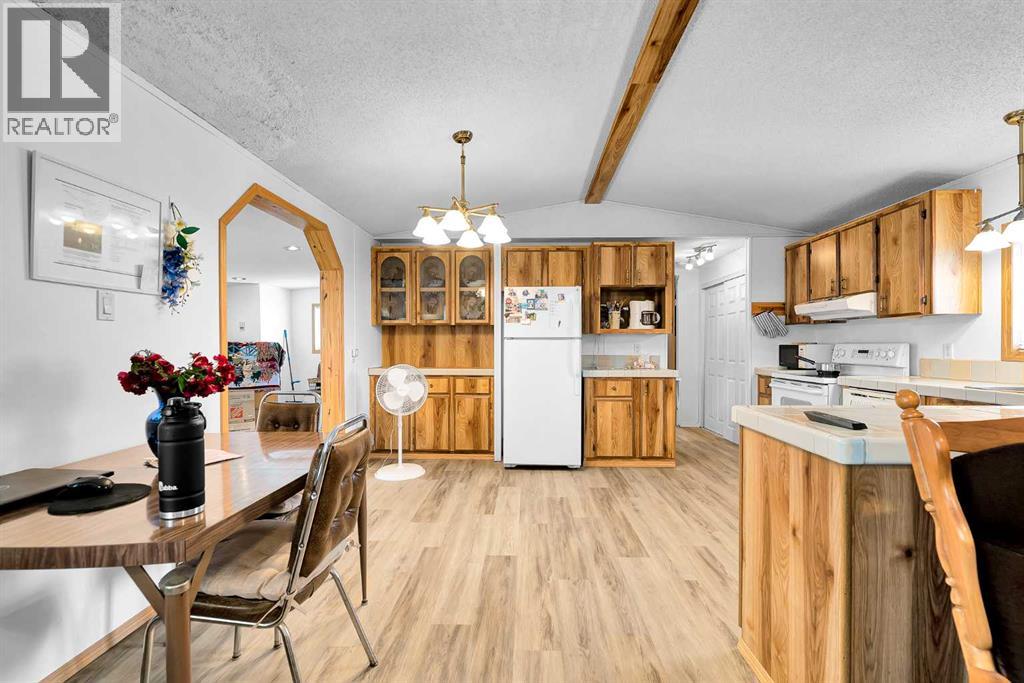 3123 Burroughs Manor NE - 8