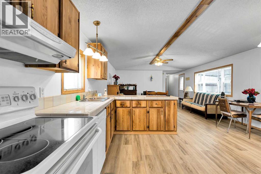 3123 Burroughs Manor NE - 10
