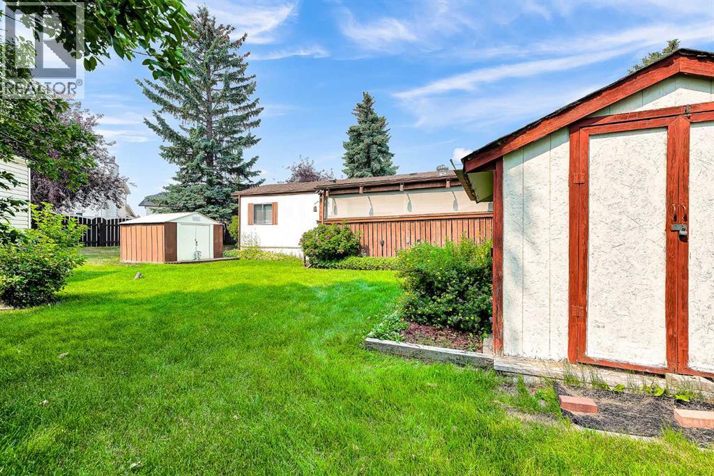 3123 Burroughs Manor NE - 33
