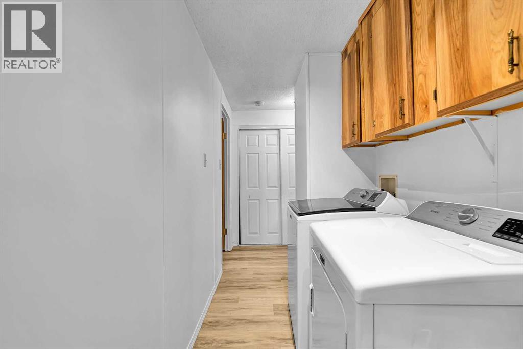 3123 Burroughs Manor NE - 25
