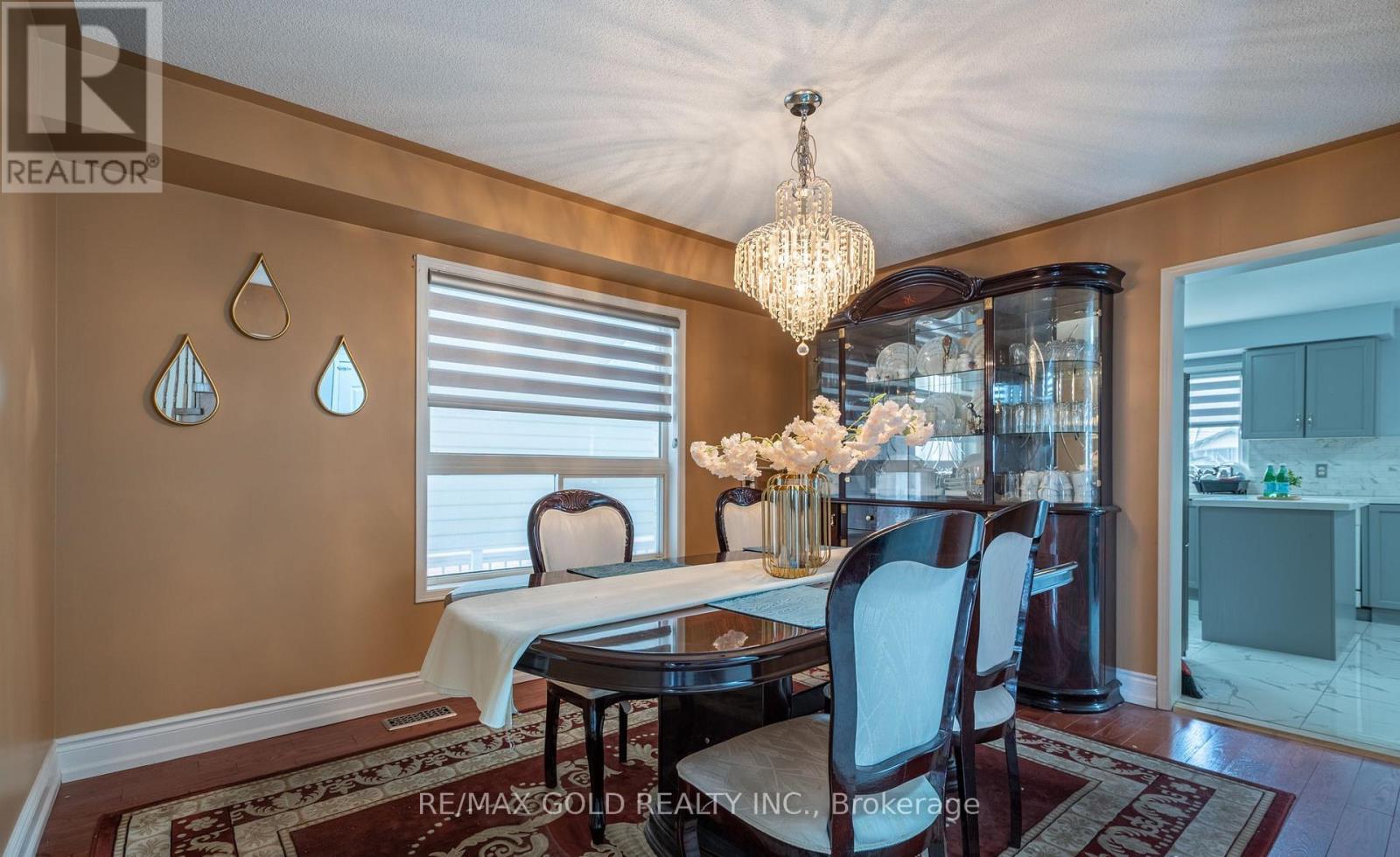 104 SUNNY MEADOW BOULEVARD - 11