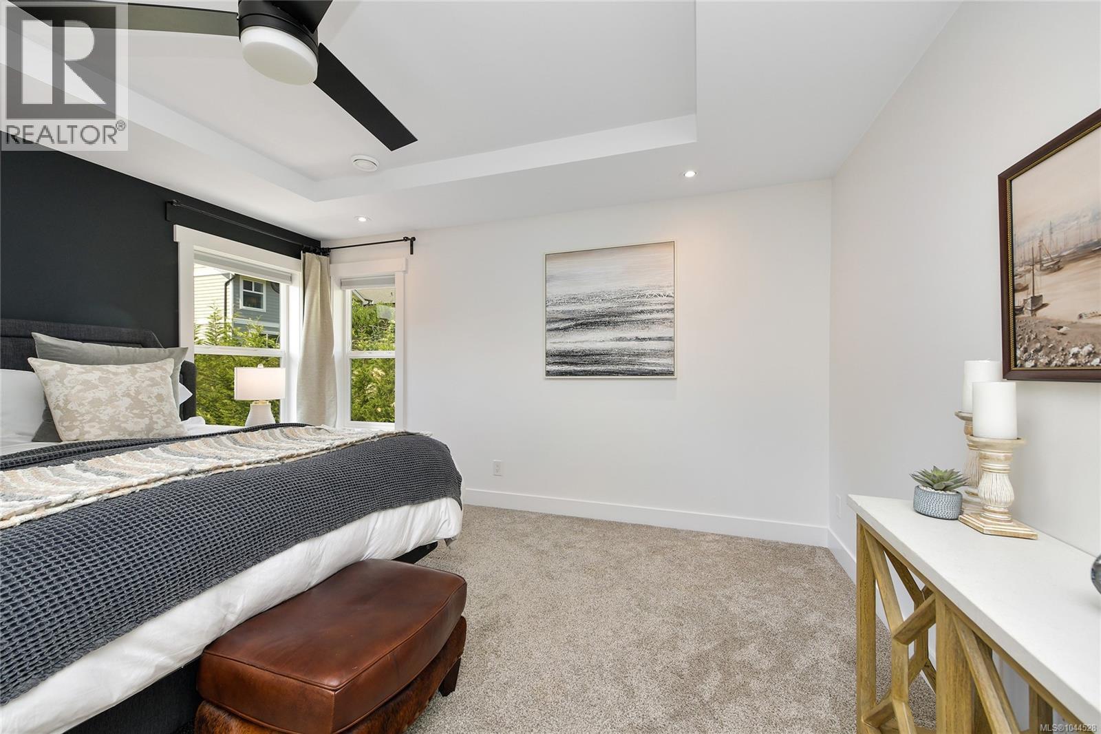 1122 Golden Spire Cres - 17